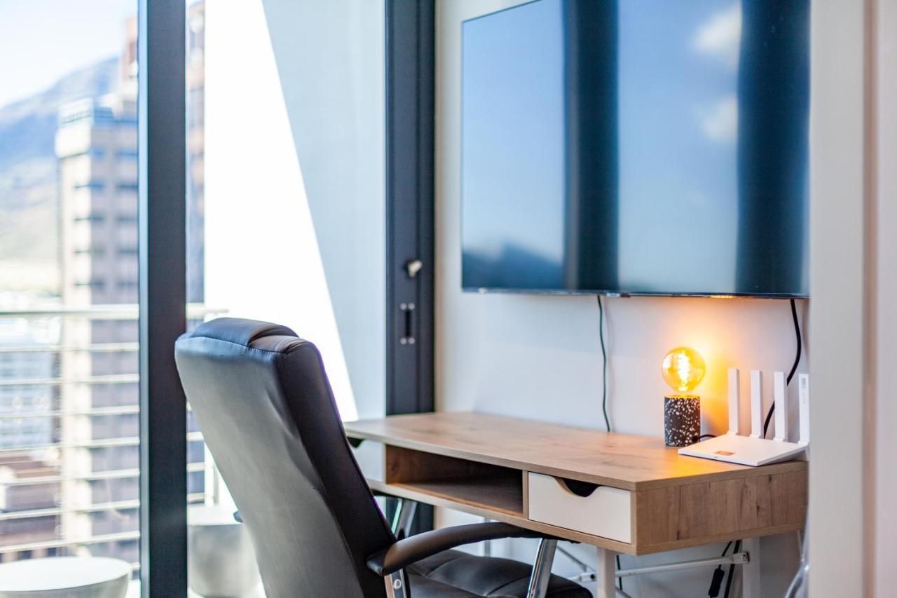 Luxurious 16 On Bree Studio Apartment - Harbour Views Kapstadt Exterior foto