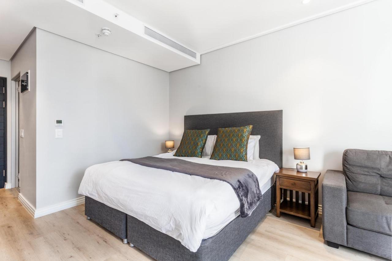 Luxurious 16 On Bree Studio Apartment - Harbour Views Kapstadt Exterior foto